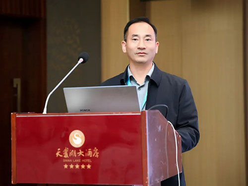 第十四屆VOCs減排與控制會議 “環保稅”成為最熱話題，“啟風水旋塔”收到專家老師的表揚